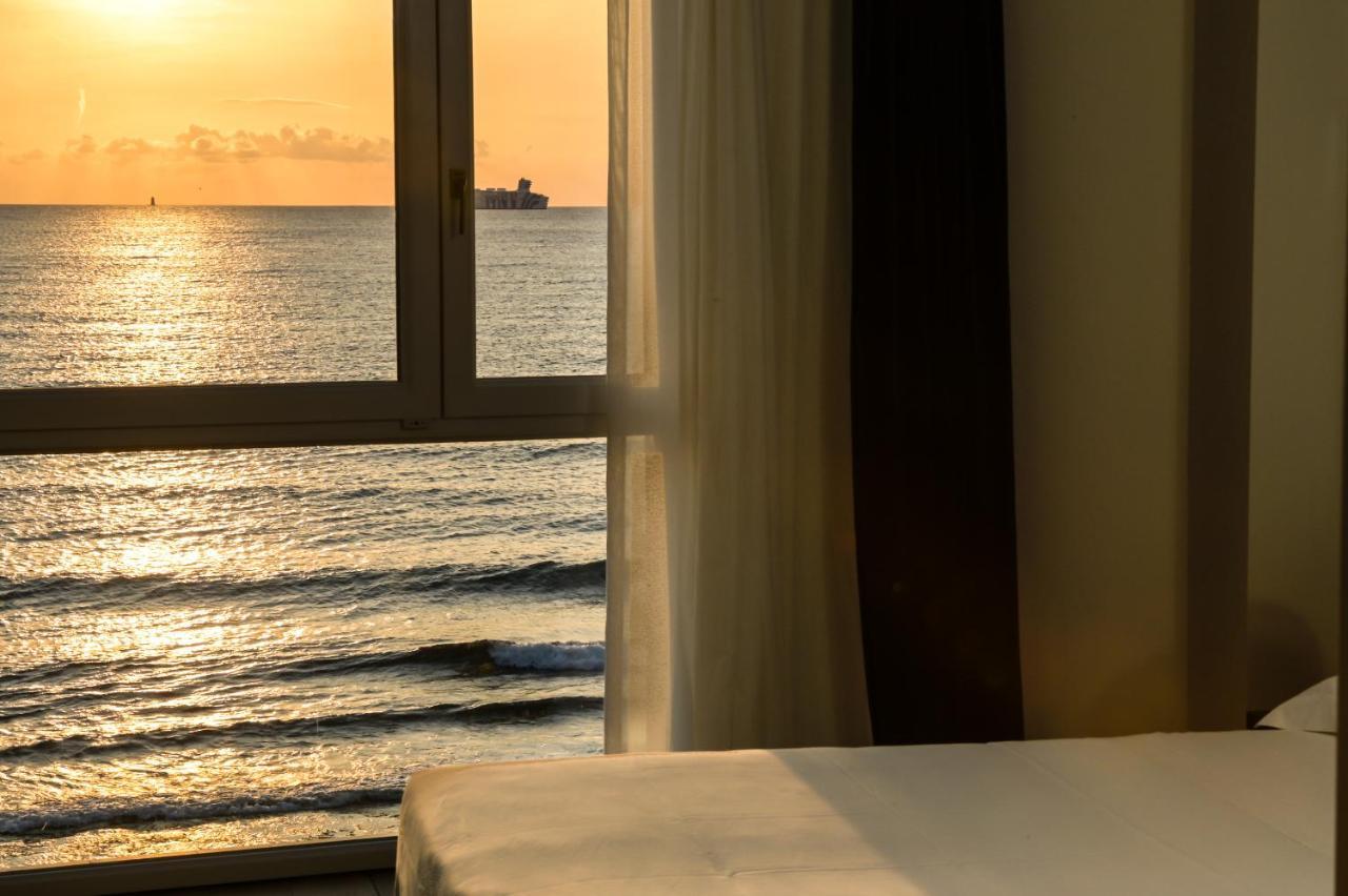 Hotel Punta Tipa تراباني المظهر الخارجي الصورة