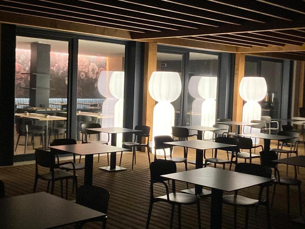 Hotel Punta Tipa تراباني المظهر الخارجي الصورة